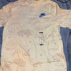 Brand new Nike t shirt